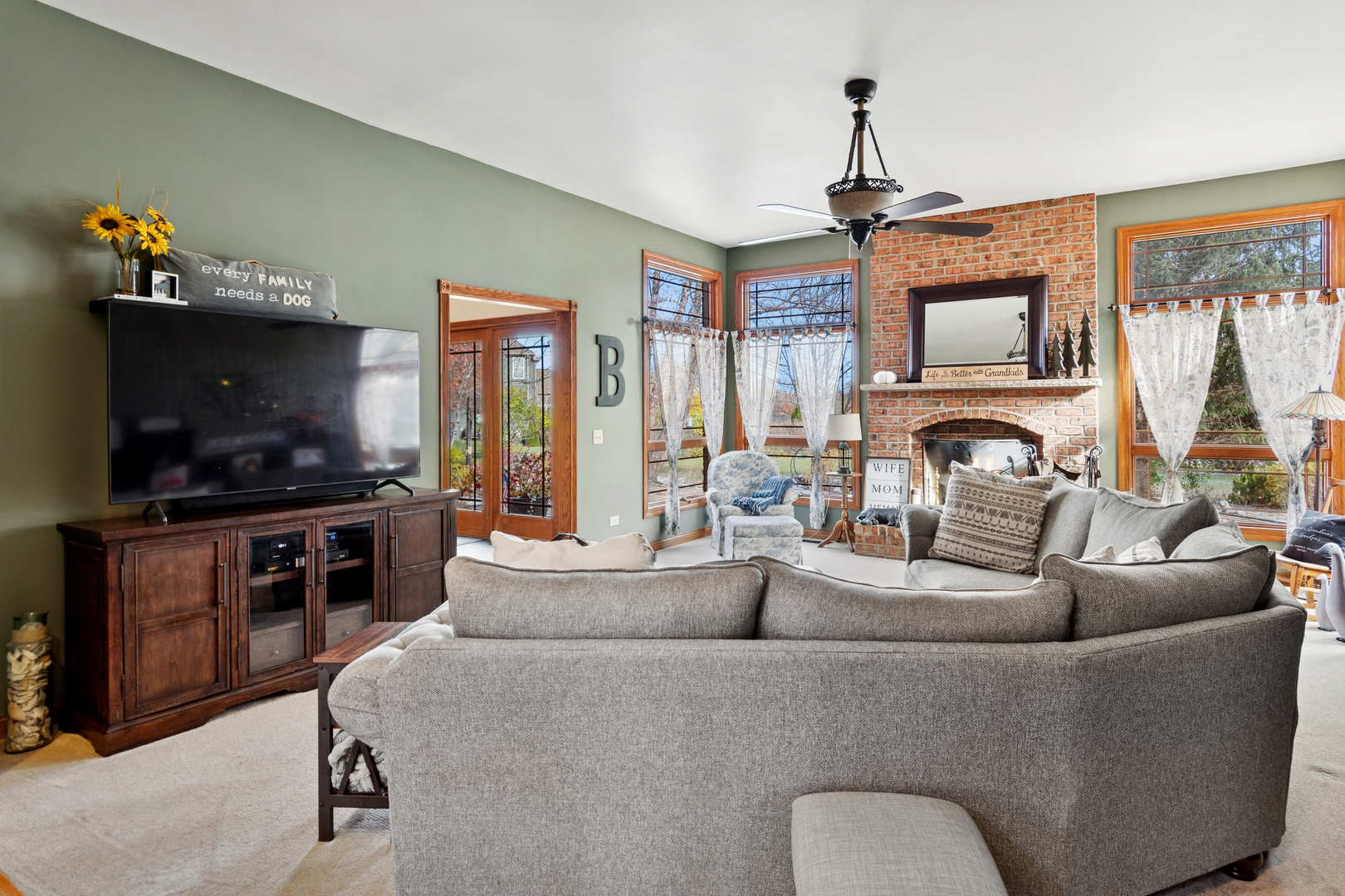 5592 Jennifer Court, Yorkville, IL 60560