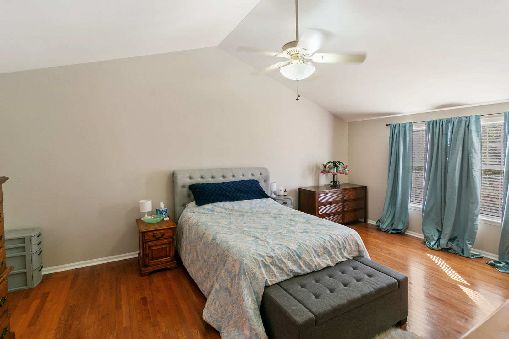 338 Millstream Lane, Oswego, IL 60543