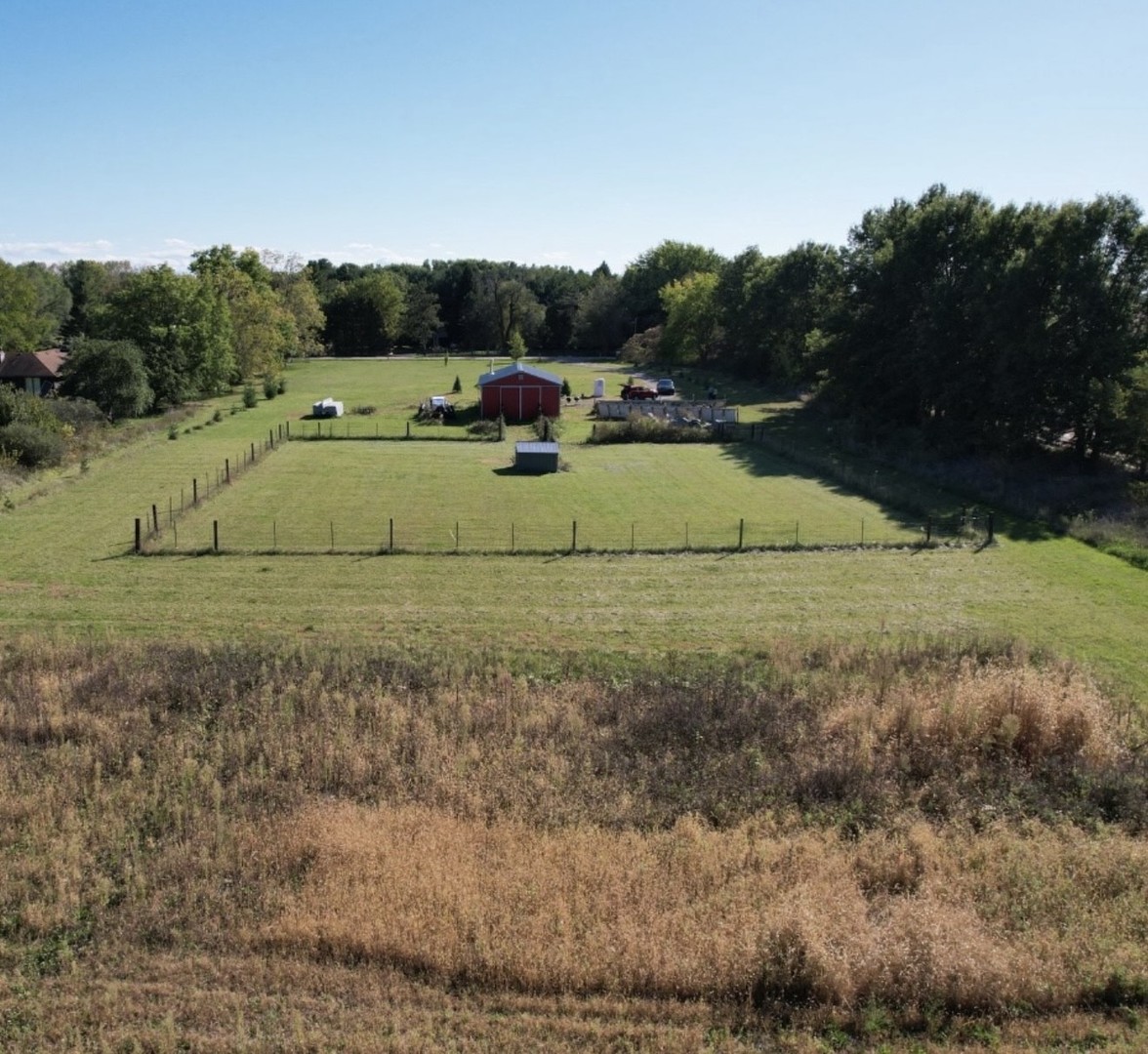 9516 Thayer Road, Wonder Lake, IL 60097