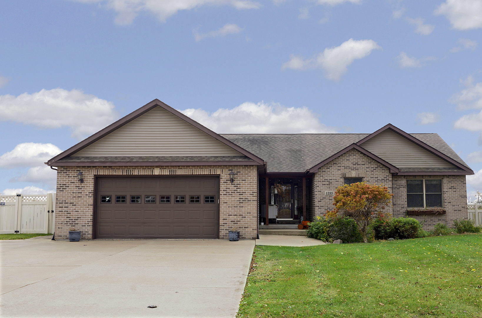 1235 Edna Circle, Ottawa, IL 61350