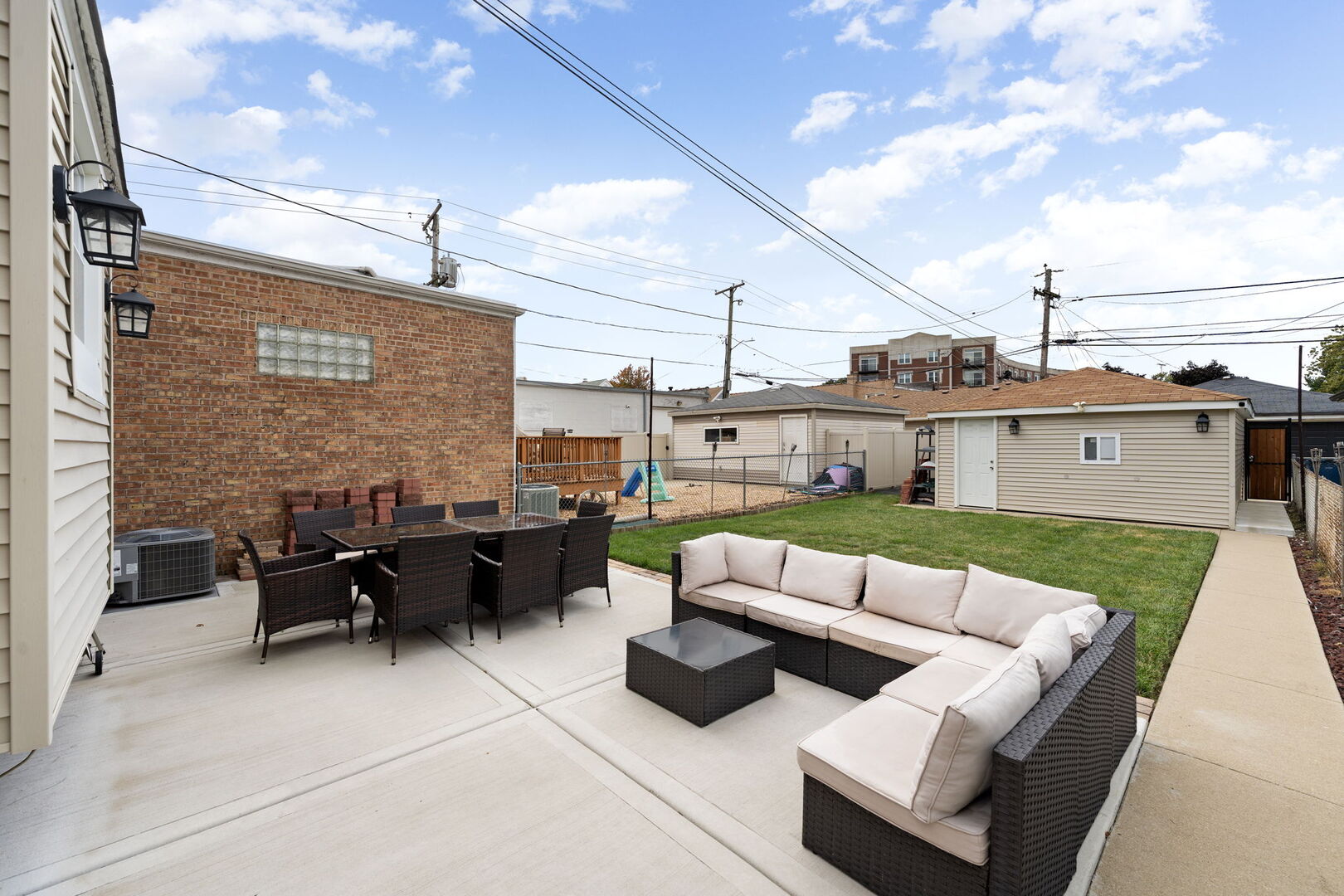 1514 N 22nd Avenue, Melrose Park, IL 60160