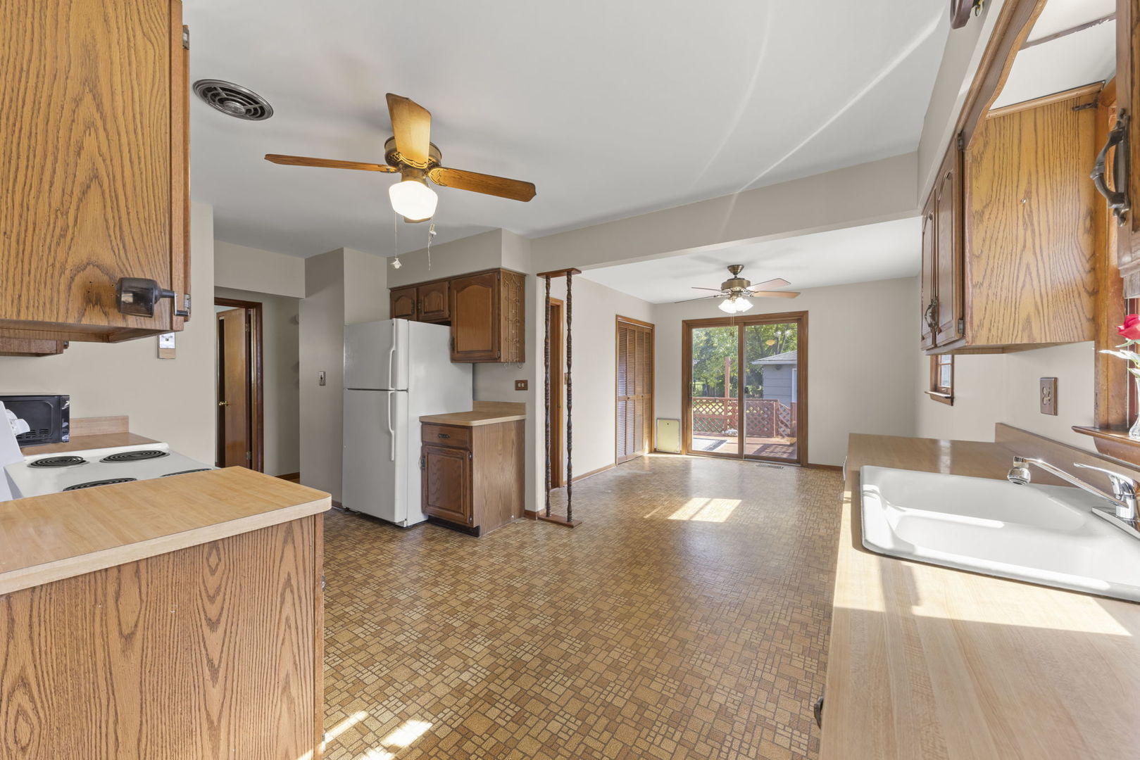 5825 Webster Street, Downers Grove, IL 60516