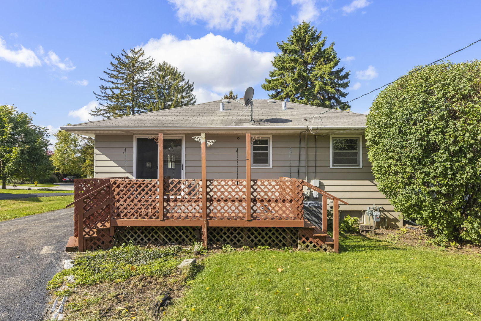 5825 Webster Street, Downers Grove, IL 60516