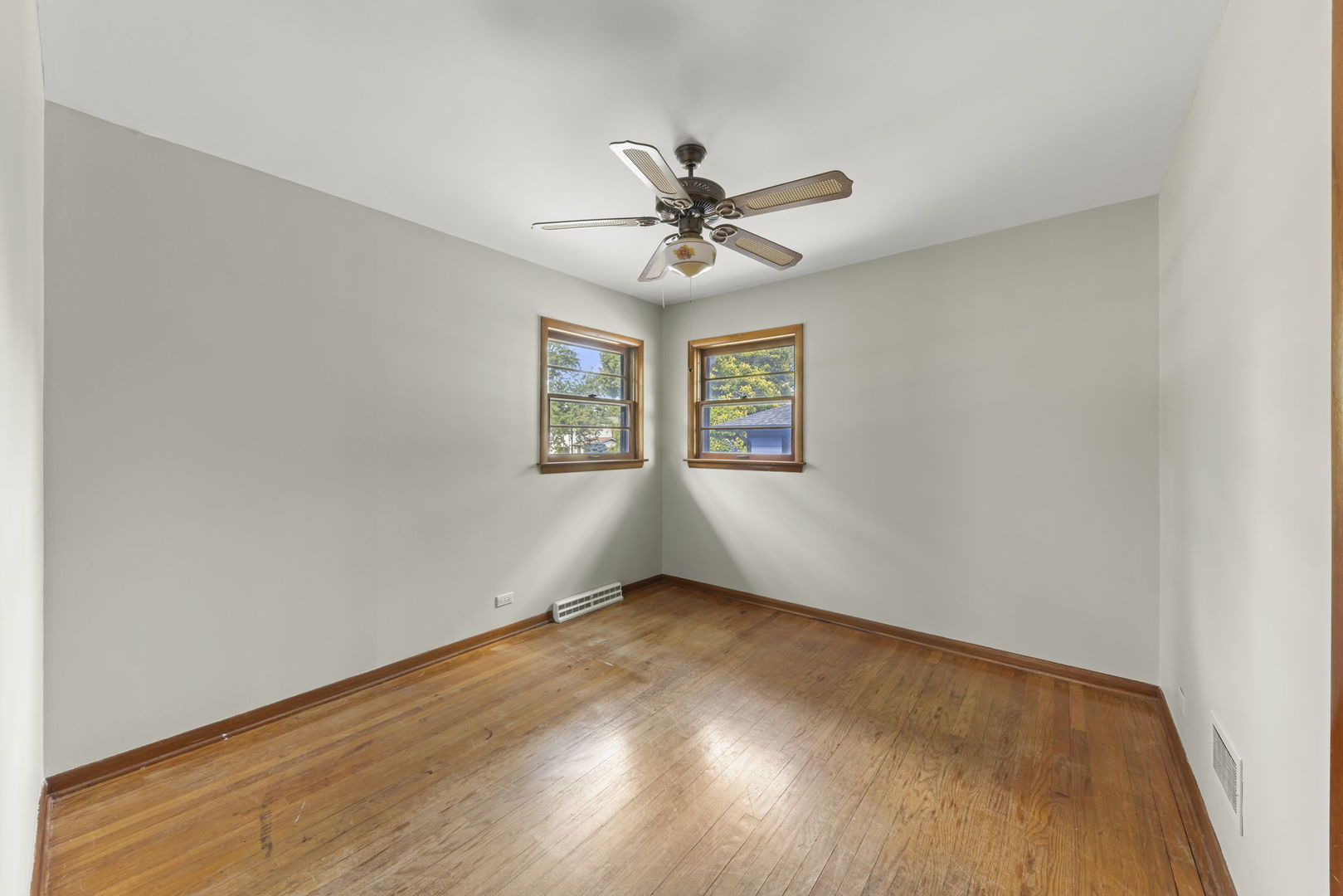 5825 Webster Street, Downers Grove, IL 60516