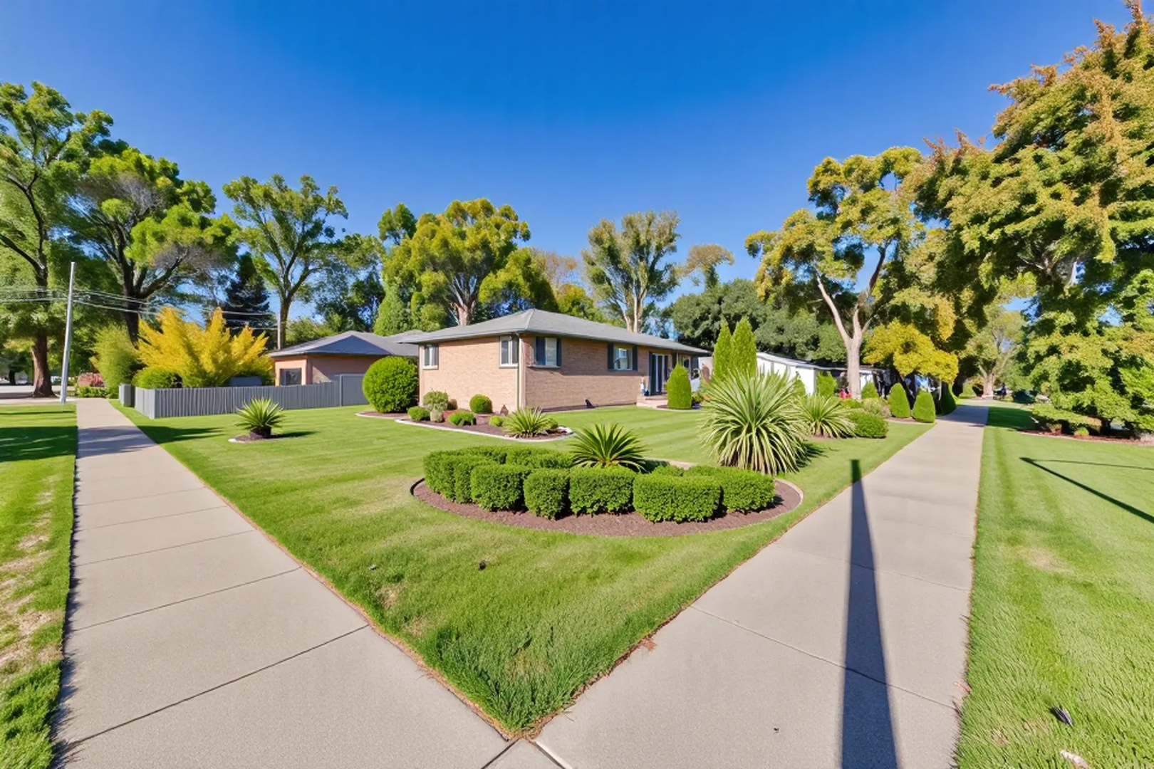 8548 Lockwood Avenue, Burbank, IL 60459