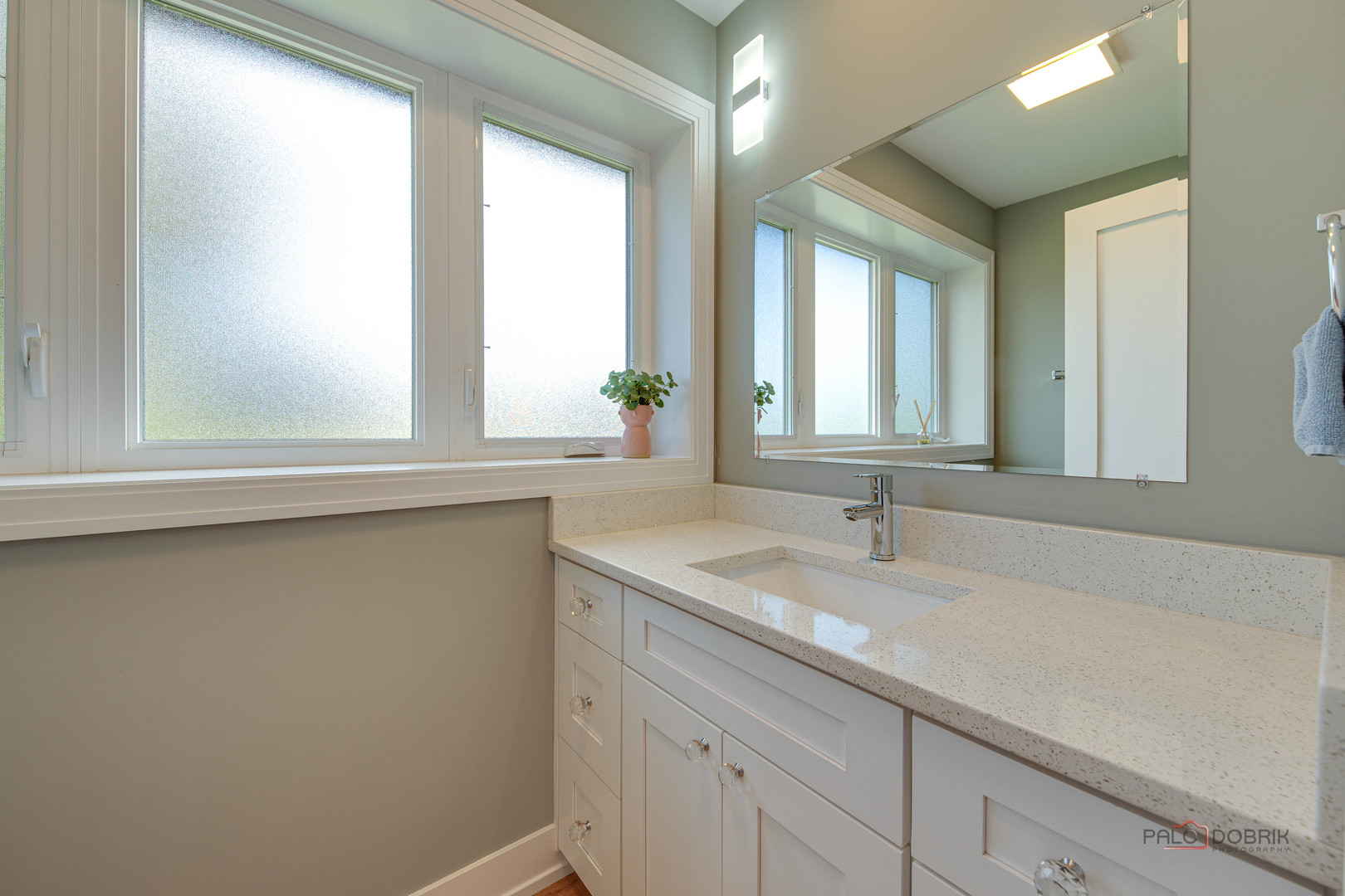 8548 Lockwood Avenue, Burbank, IL 60459