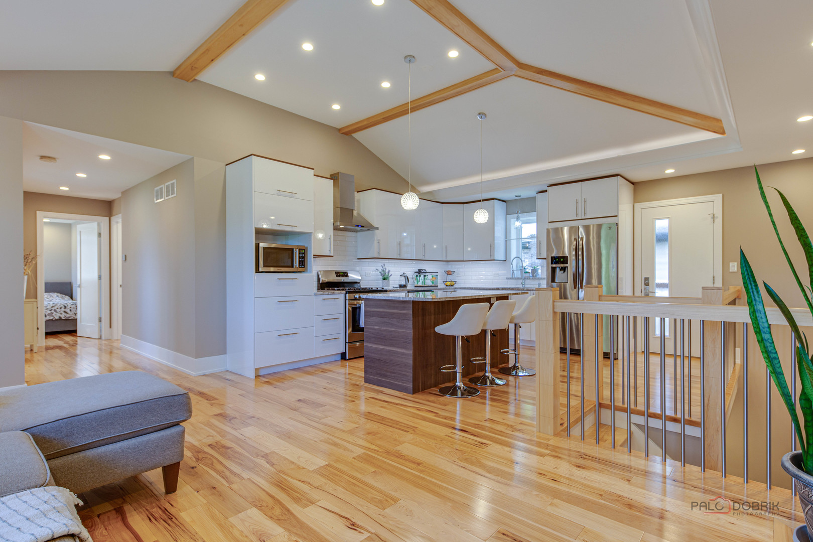 8548 Lockwood Avenue, Burbank, IL 60459