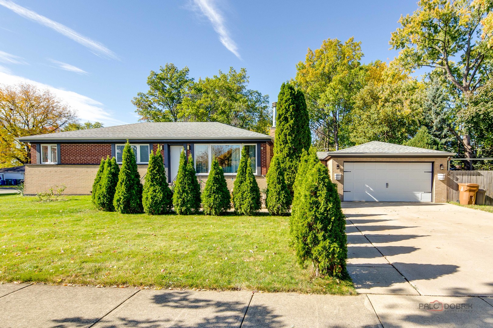 8548 Lockwood Avenue, Burbank, IL 60459