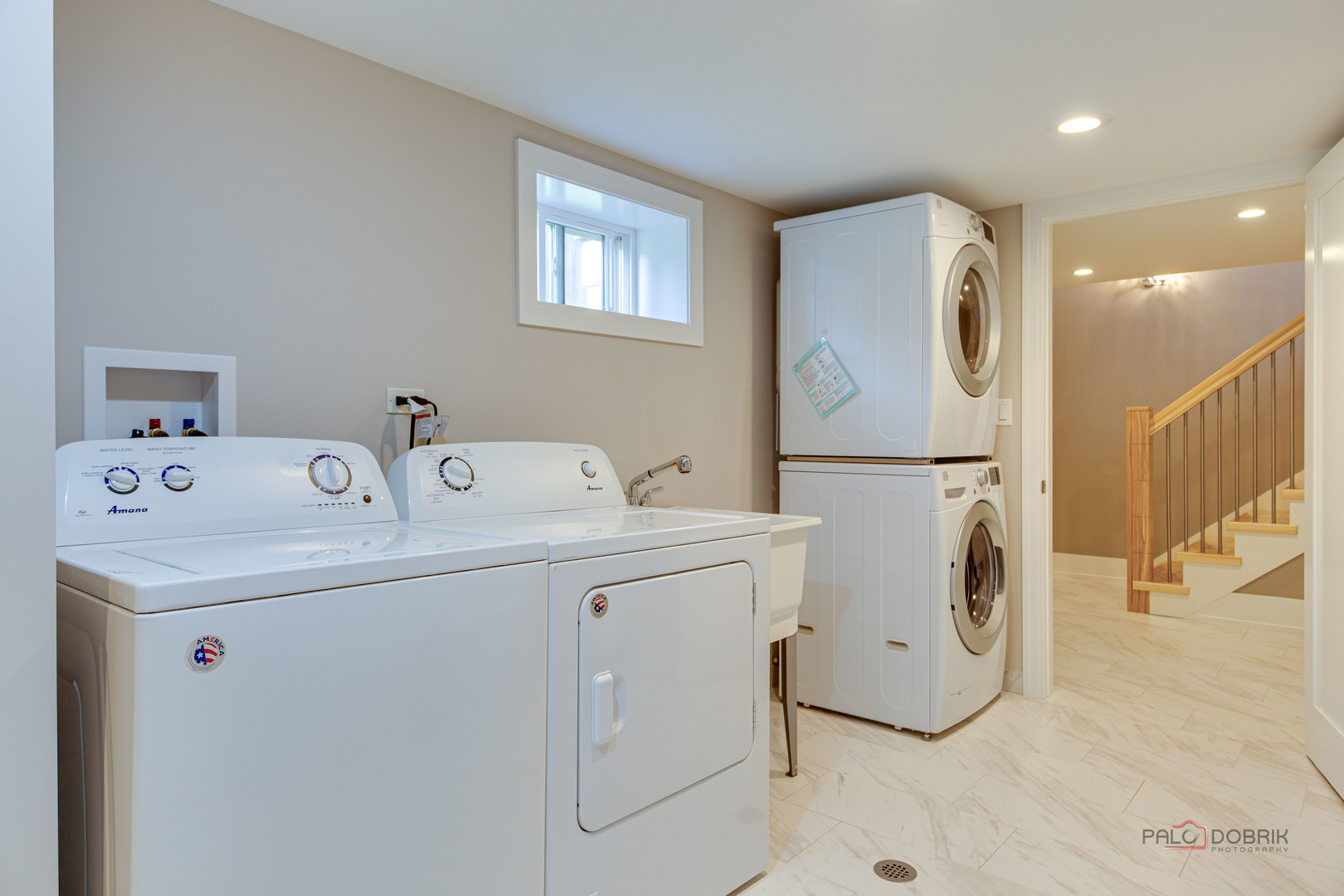 8548 Lockwood Avenue, Burbank, IL 60459