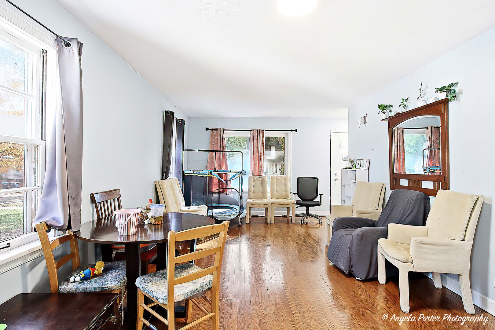 722 W Keith Avenue, Waukegan, IL 60085