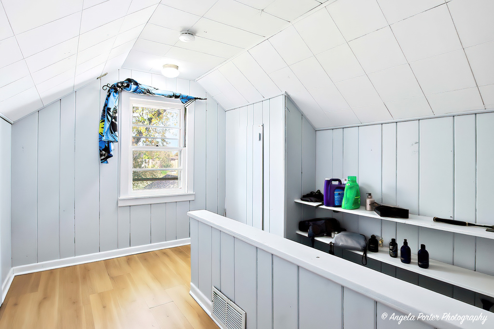 722 W Keith Avenue, Waukegan, IL 60085