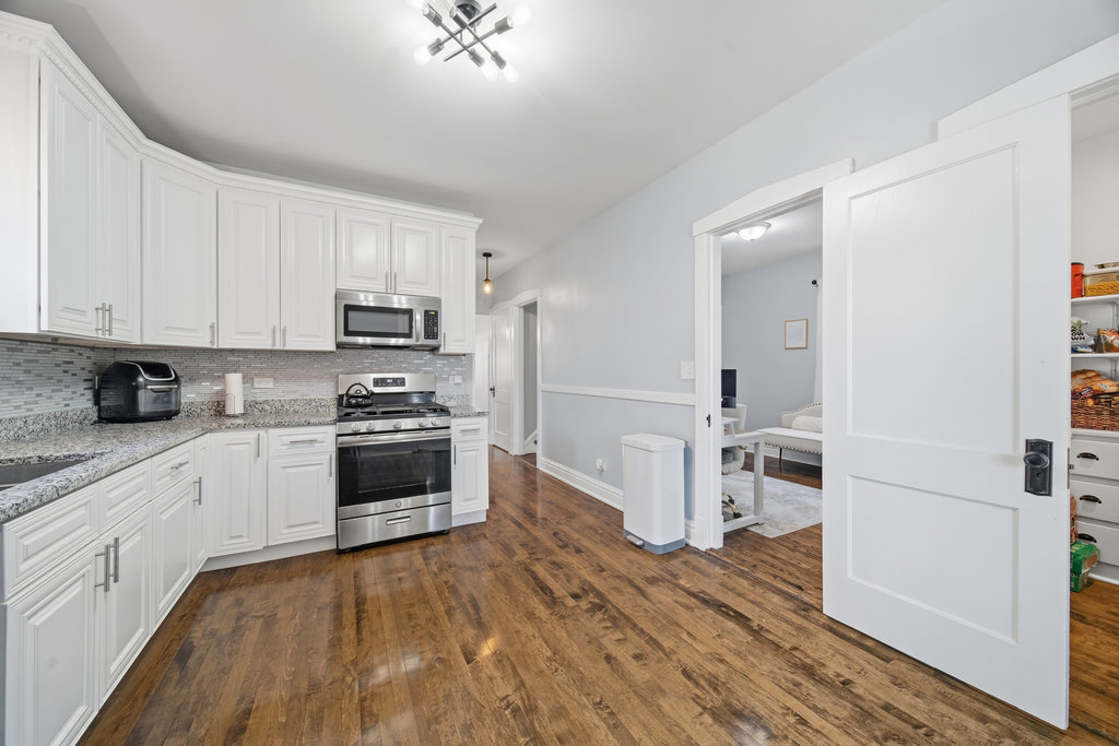 1826 S 49th Court, Cicero, IL 60804