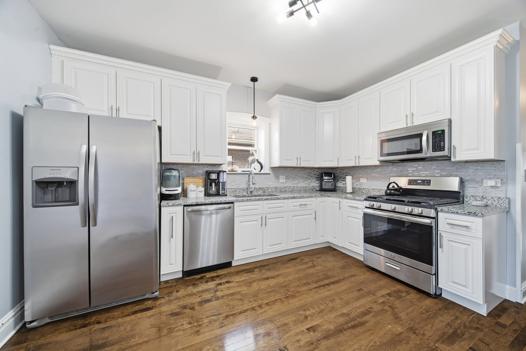 1826 S 49th Court, Cicero, IL 60804