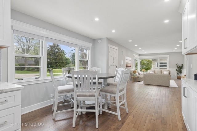 932 60th Place, Downers Grove, IL 60516