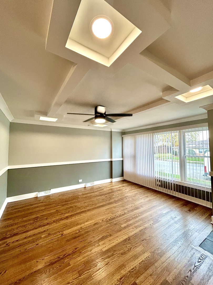 12613 S Michigan Avenue, Chicago, IL 60628