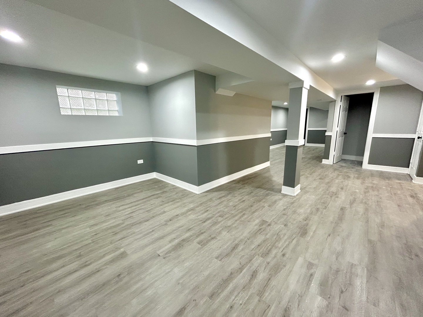 12613 S Michigan Avenue, Chicago, IL 60628