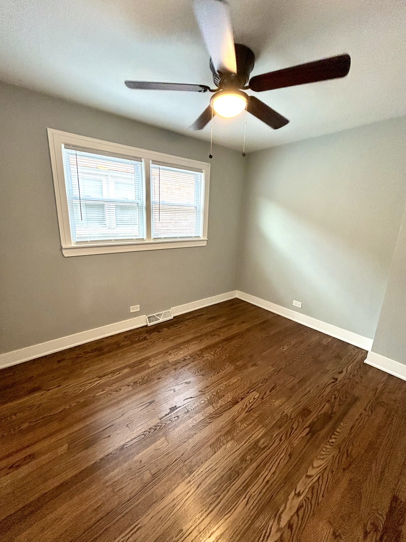 12613 S Michigan Avenue, Chicago, IL 60628