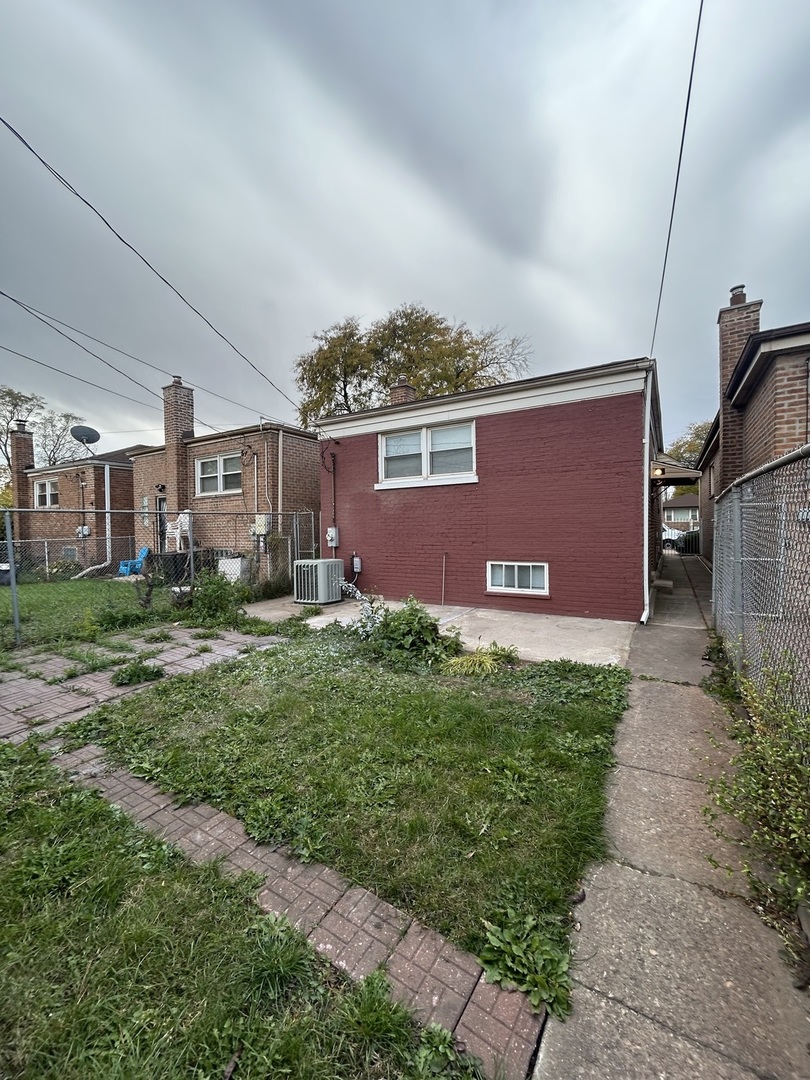 12613 S Michigan Avenue, Chicago, IL 60628