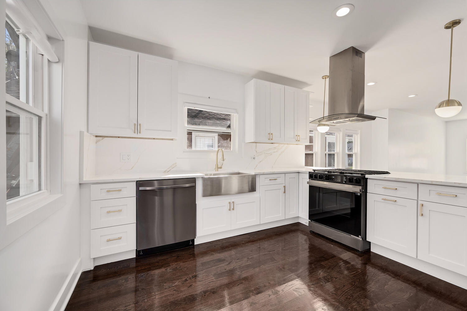 15231 Ashland Avenue, Harvey, IL 60426