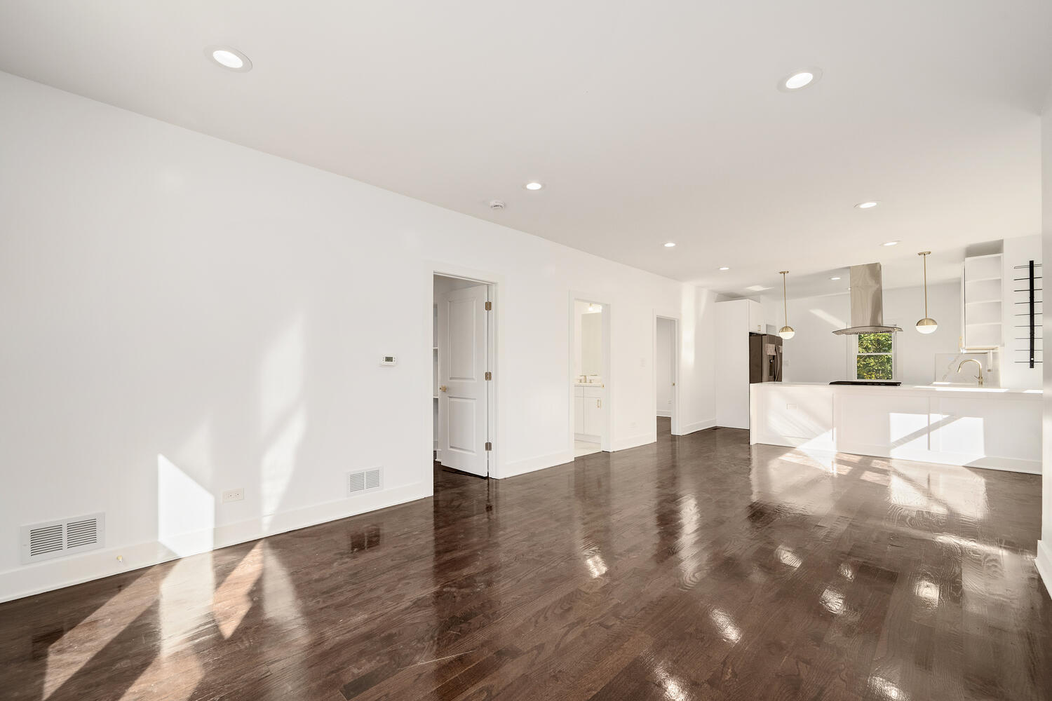 15231 Ashland Avenue, Harvey, IL 60426