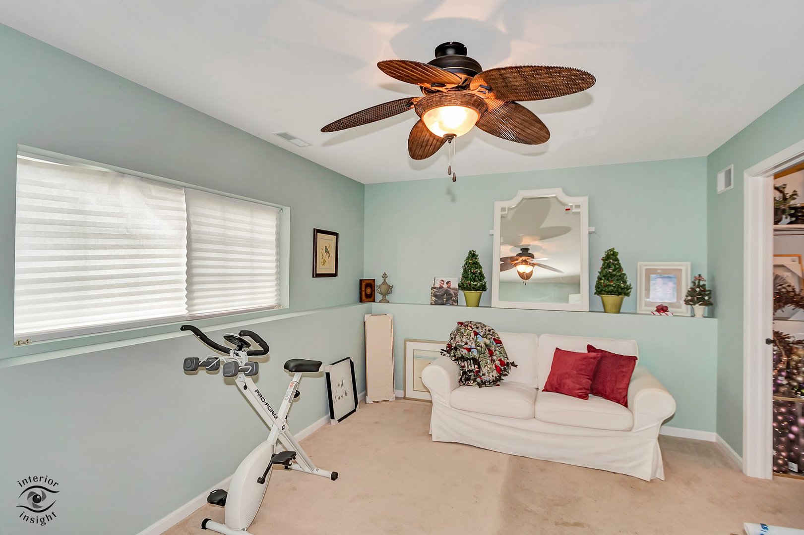 268 Bennett Drive, Carol Stream, IL 60188