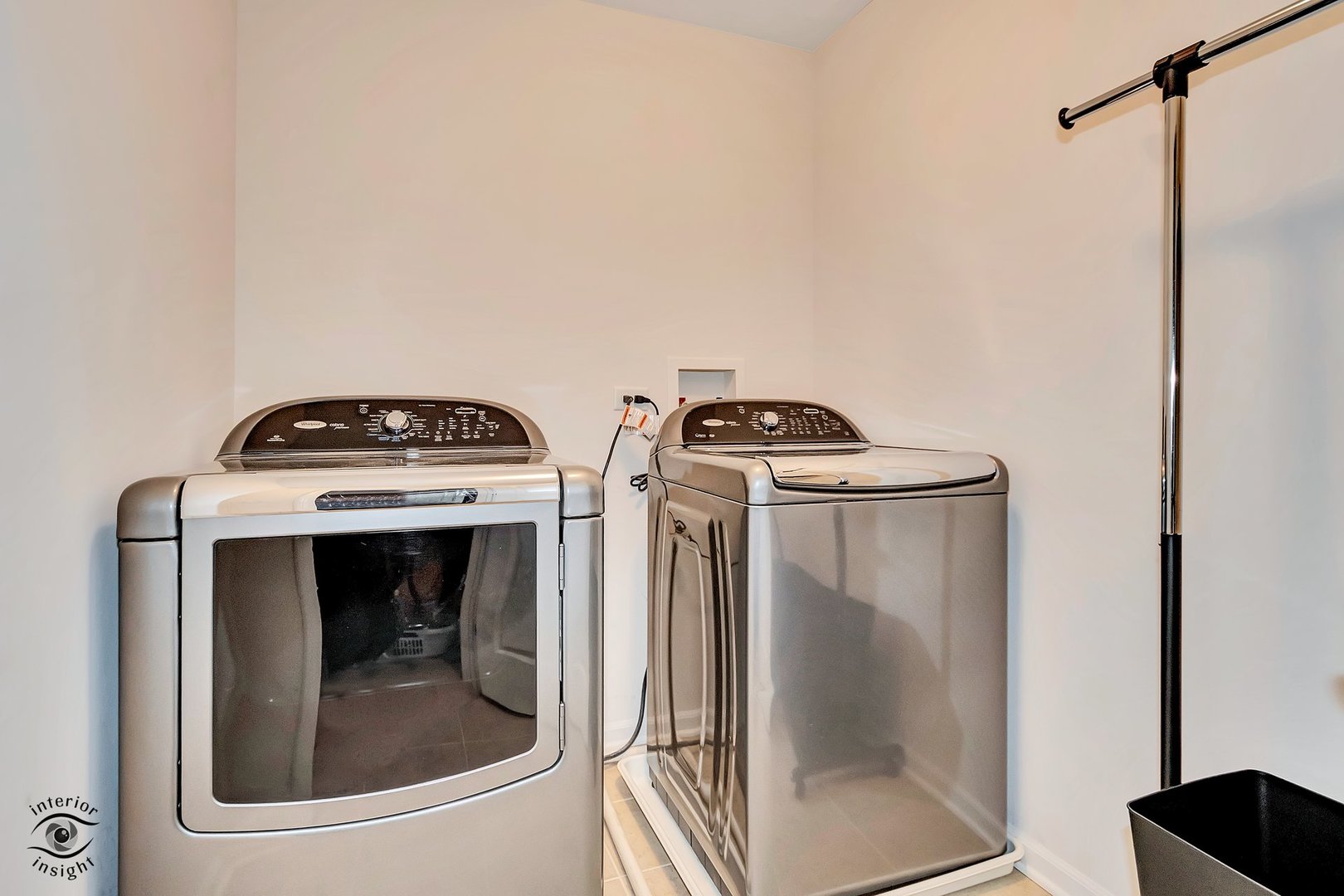 268 Bennett Drive, Carol Stream, IL 60188