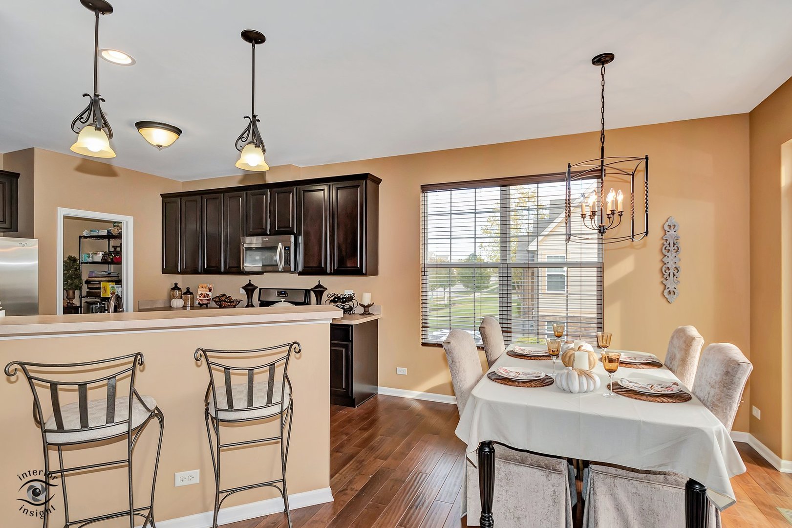 268 Bennett Drive, Carol Stream, IL 60188