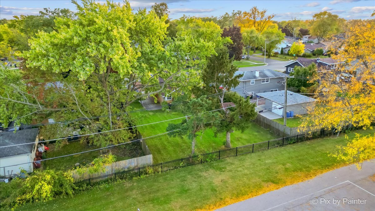 213 Glen Street, West Chicago, IL 60185