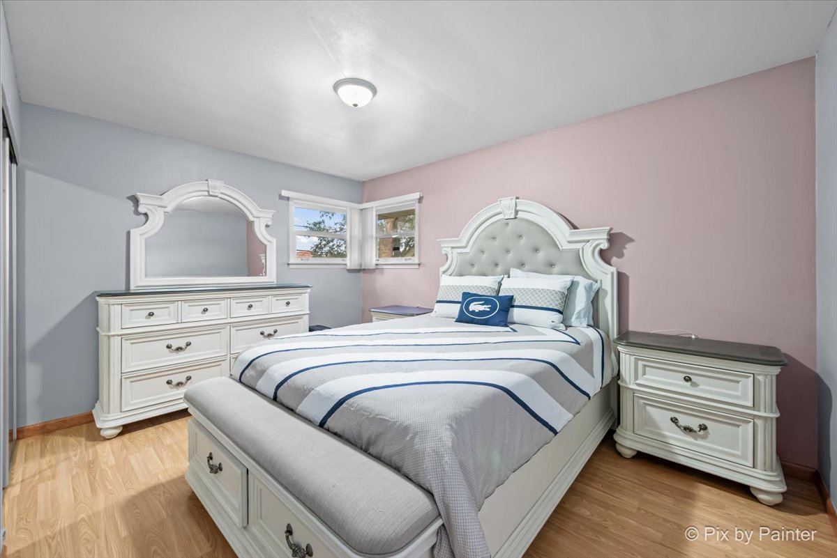 213 Glen Street, West Chicago, IL 60185