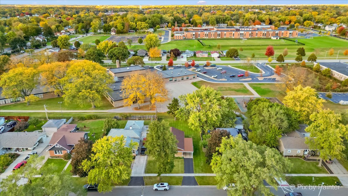 213 Glen Street, West Chicago, IL 60185