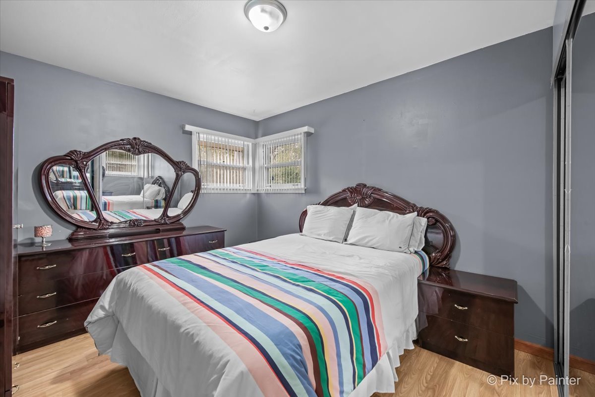 213 Glen Street, West Chicago, IL 60185