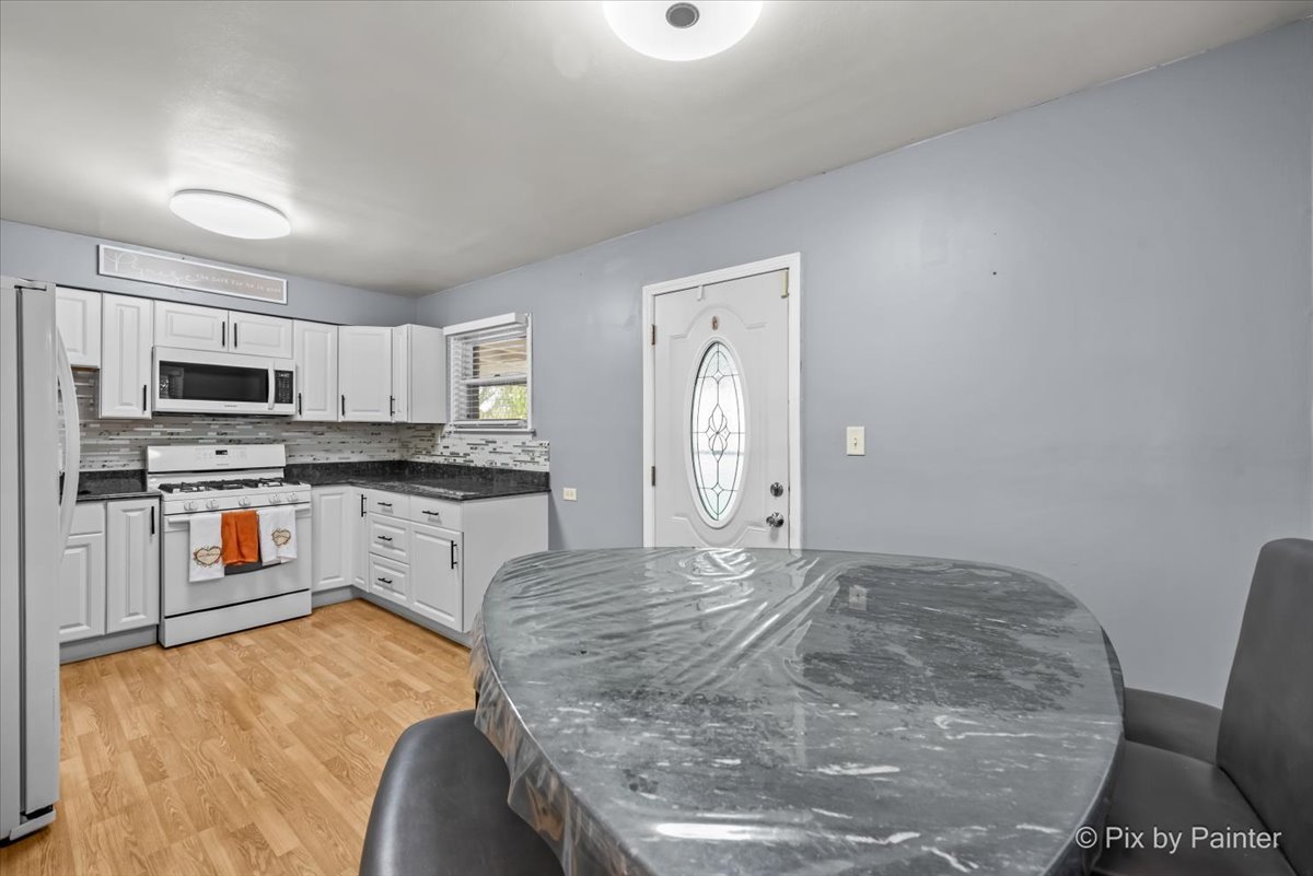 213 Glen Street, West Chicago, IL 60185