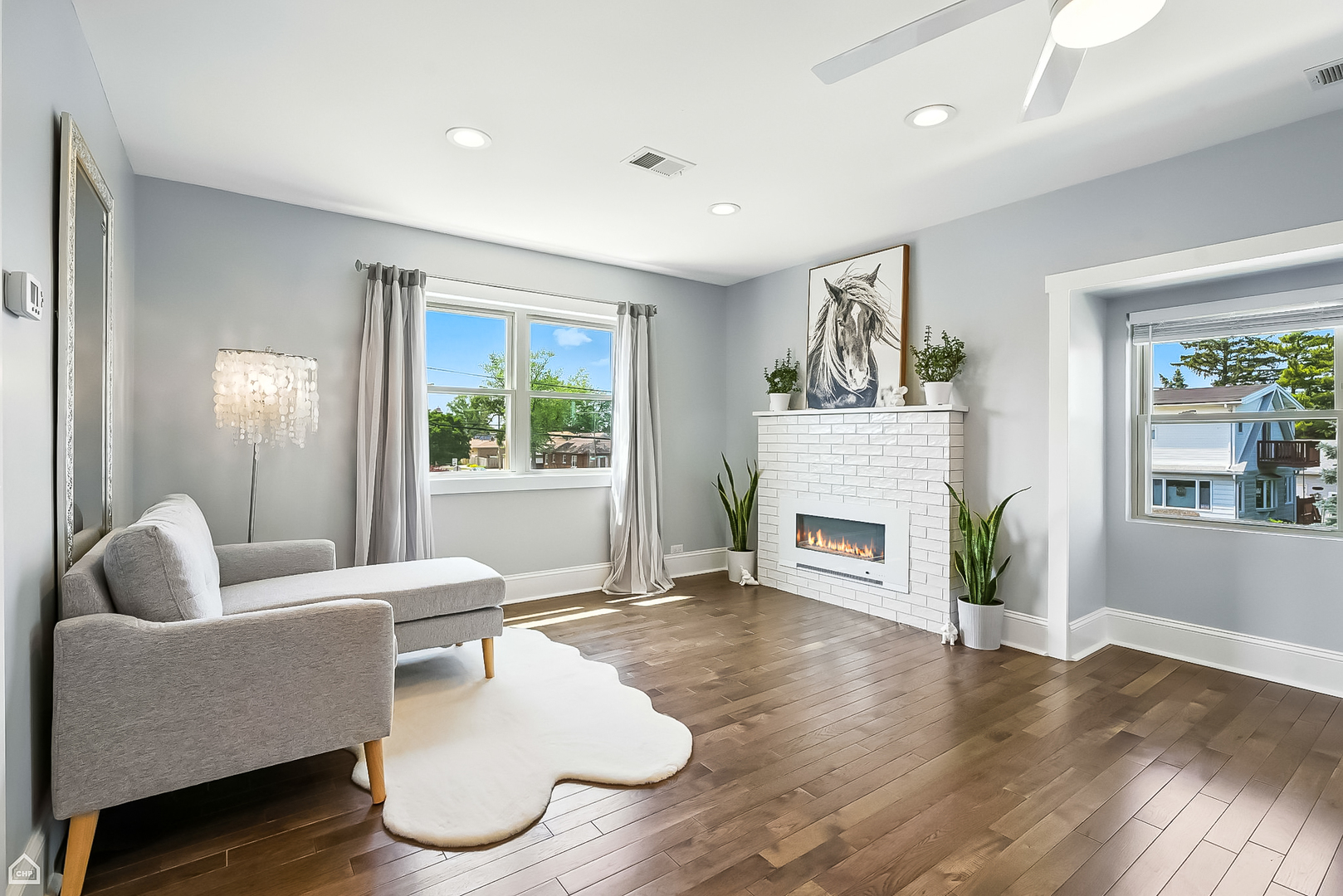 7515 W Roscoe Street, Chicago, IL 60634