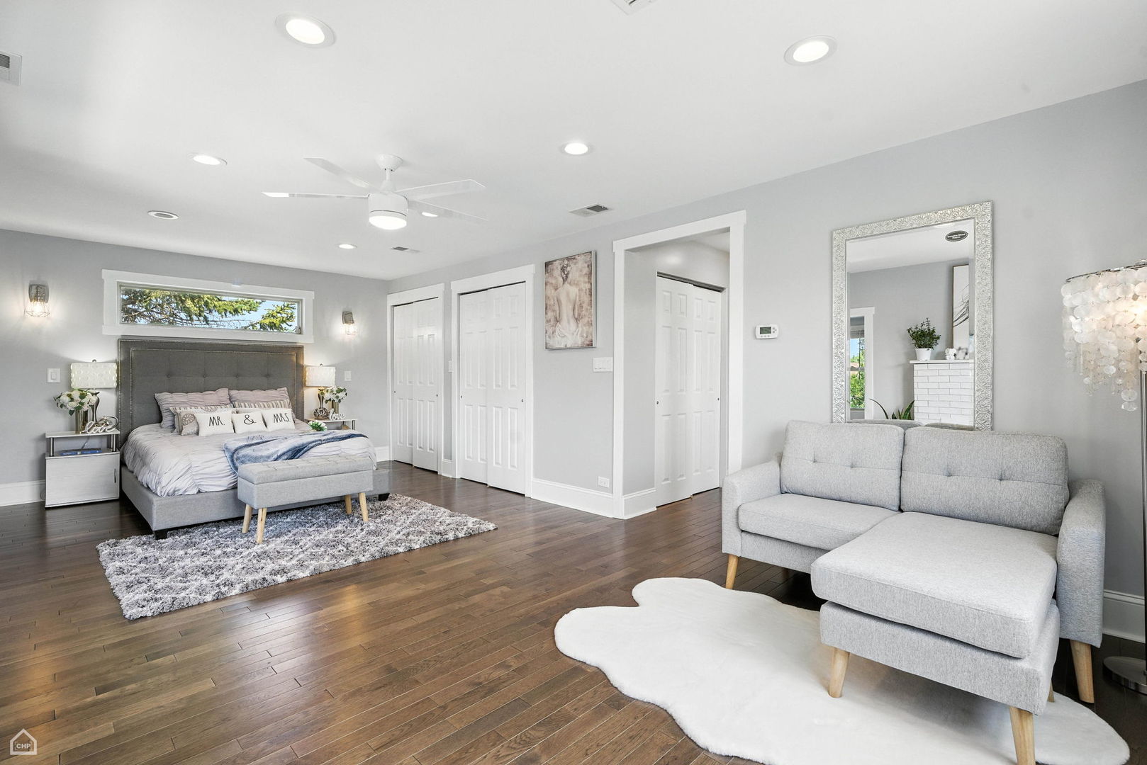 7515 W Roscoe Street, Chicago, IL 60634