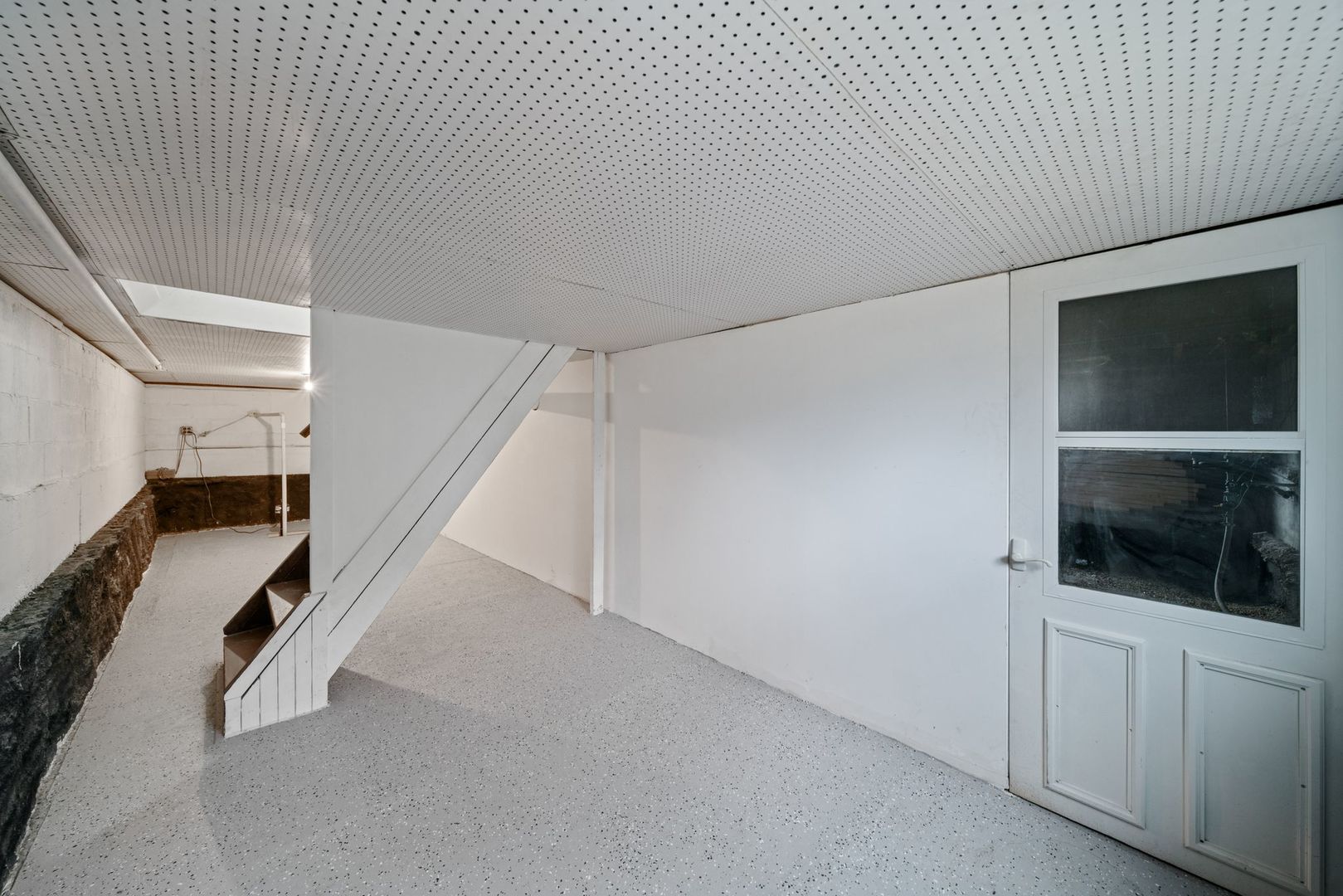 28w686 Townline Road, Warrenville, IL 60555