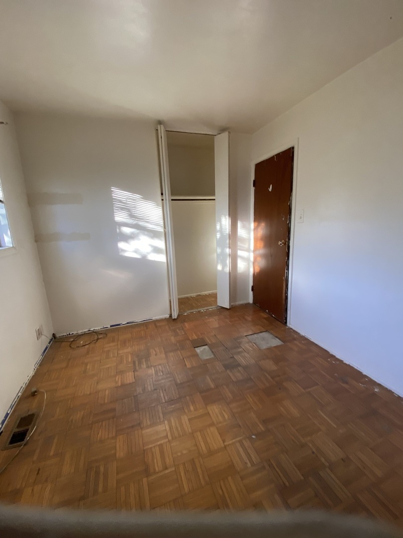 1307 Woodruff Road, Joliet, IL 60432