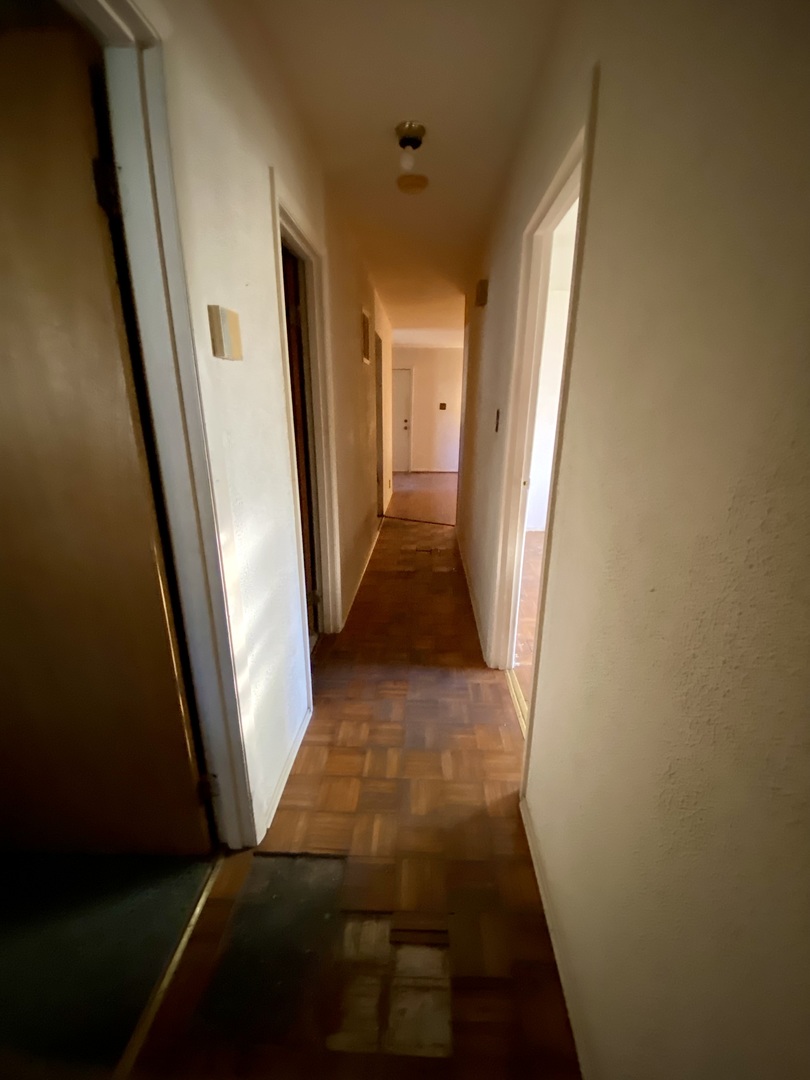 1307 Woodruff Road, Joliet, IL 60432