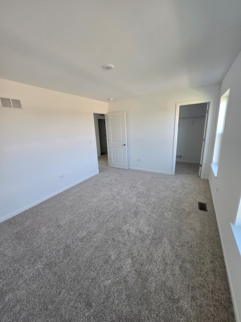 348 Danforth Drive, Oswego, IL 60543