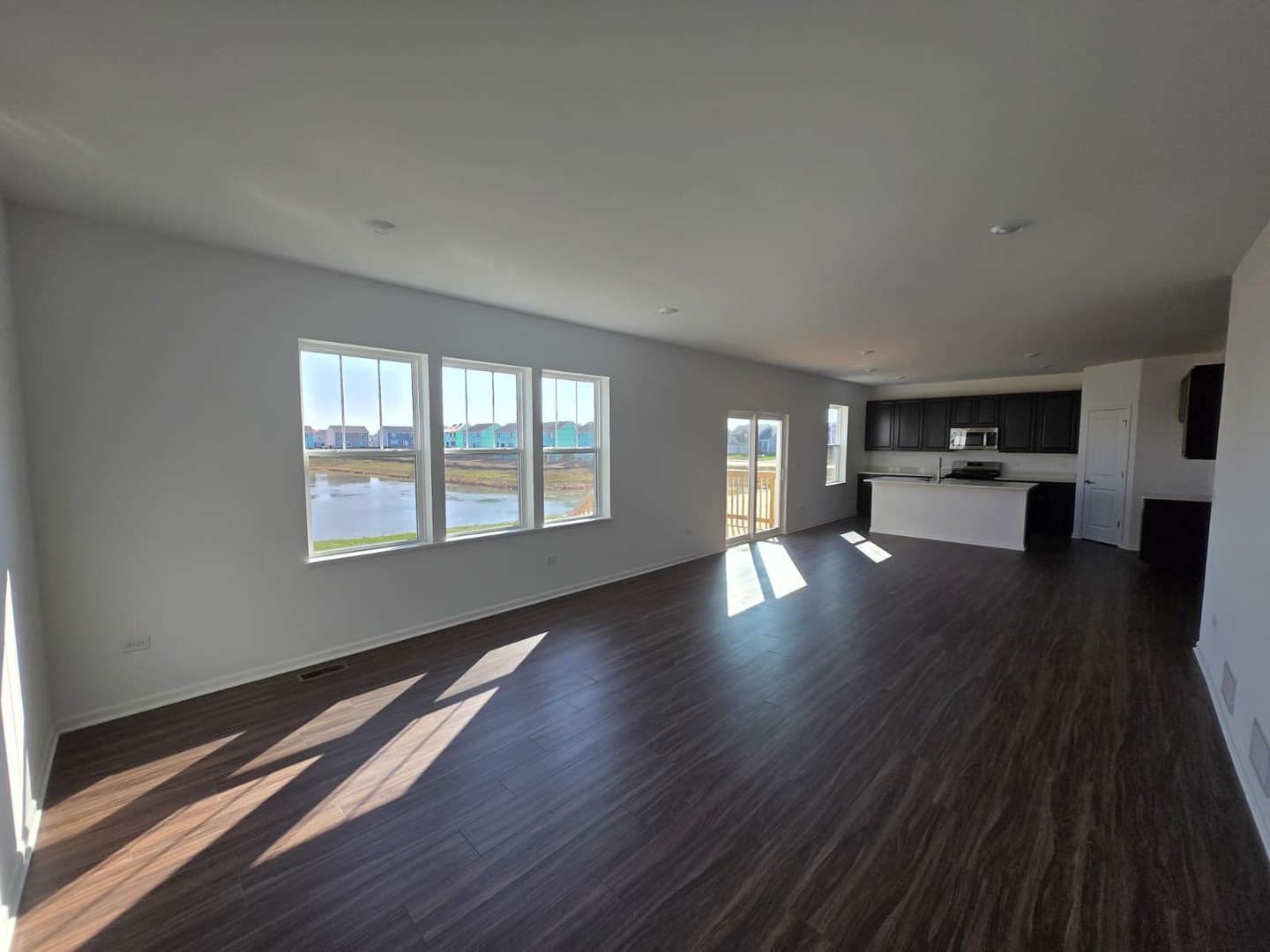 348 Danforth Drive, Oswego, IL 60543