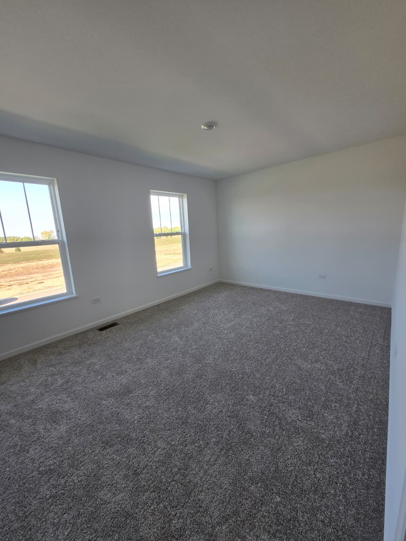 348 Danforth Drive, Oswego, IL 60543