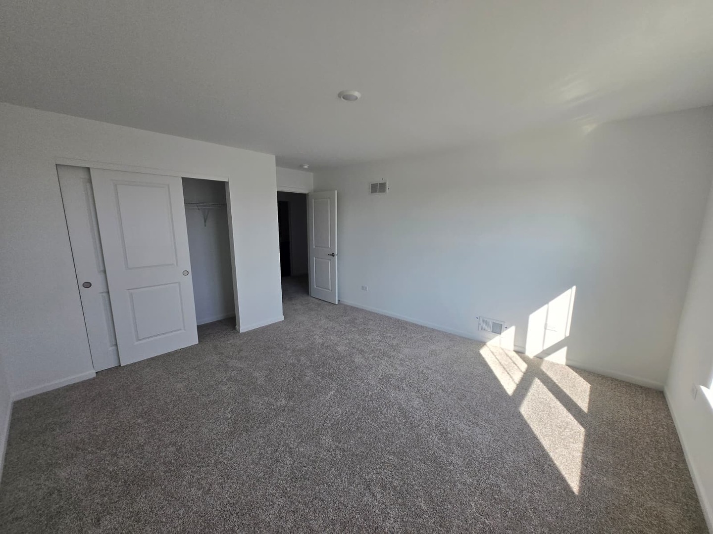 348 Danforth Drive, Oswego, IL 60543