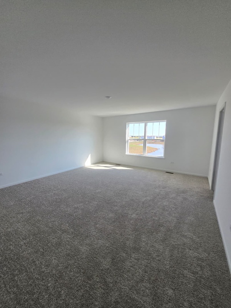 348 Danforth Drive, Oswego, IL 60543