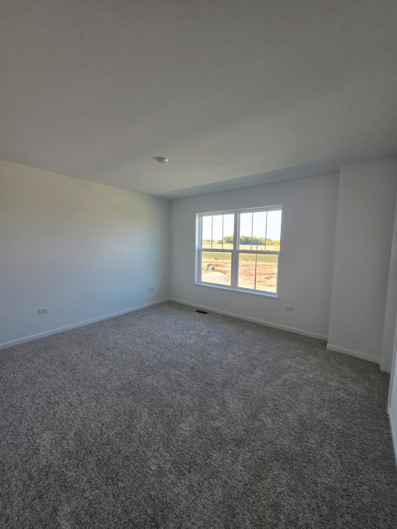 348 Danforth Drive, Oswego, IL 60543