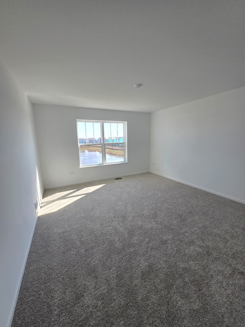 348 Danforth Drive, Oswego, IL 60543