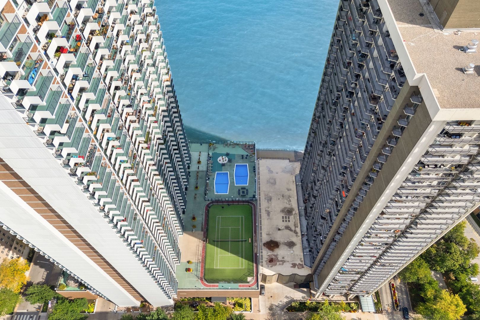 6033 N Sheridan Road #19K, Chicago, IL 60660