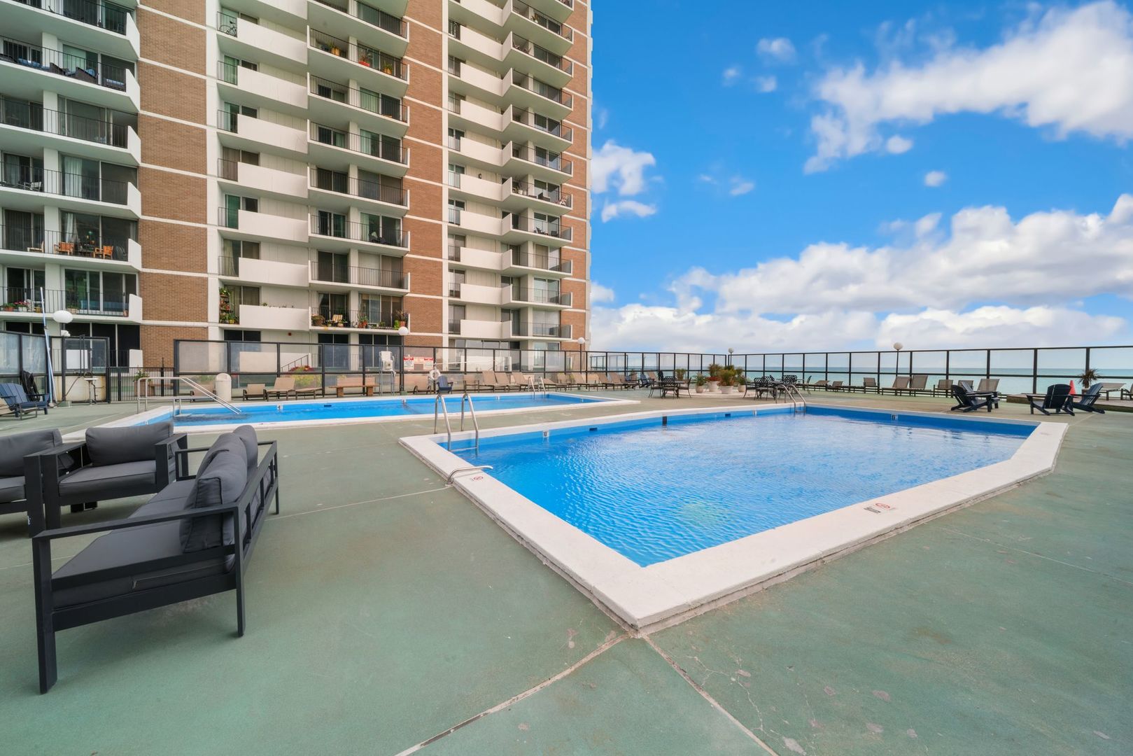 6033 N Sheridan Road #19K, Chicago, IL 60660