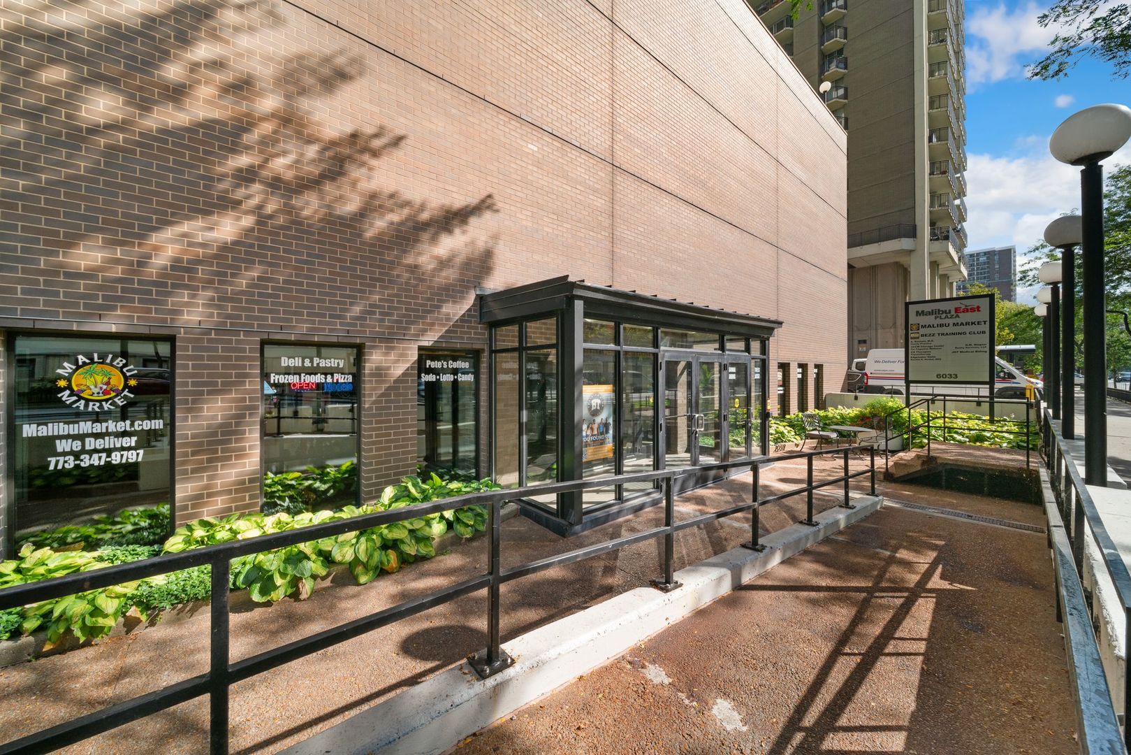 6033 N Sheridan Road #19K, Chicago, IL 60660