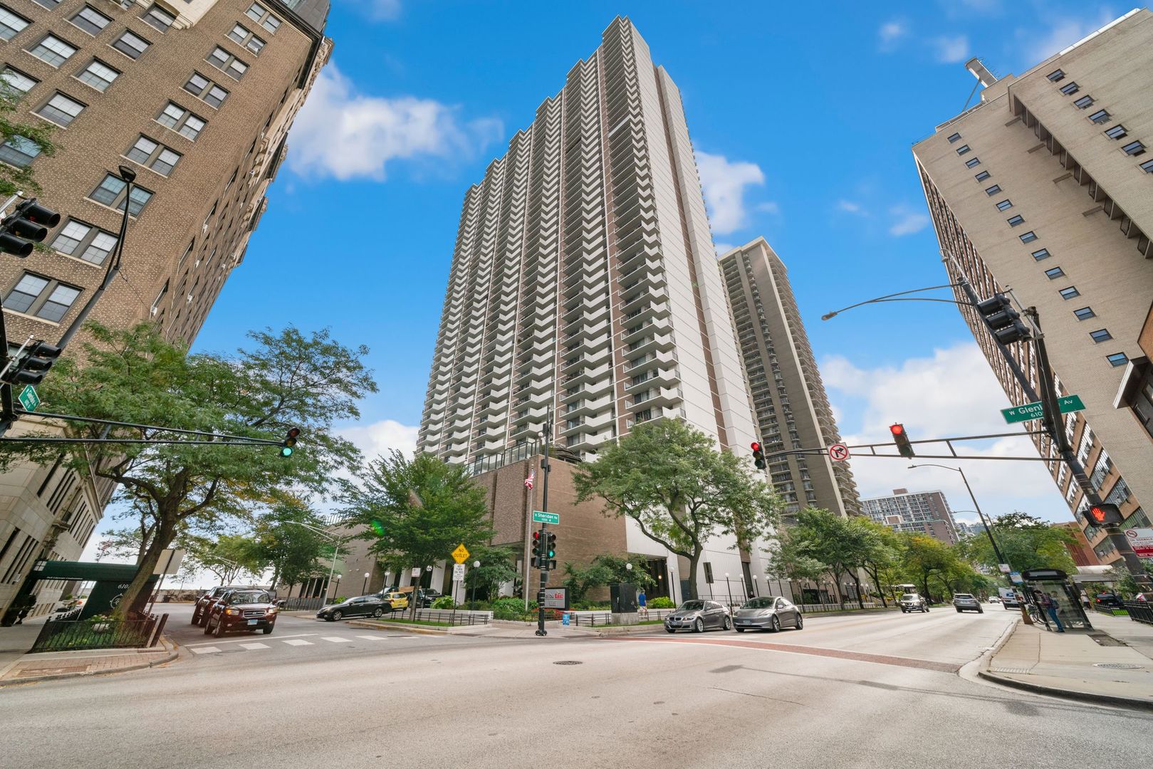 6033 N Sheridan Road #19K, Chicago, IL 60660