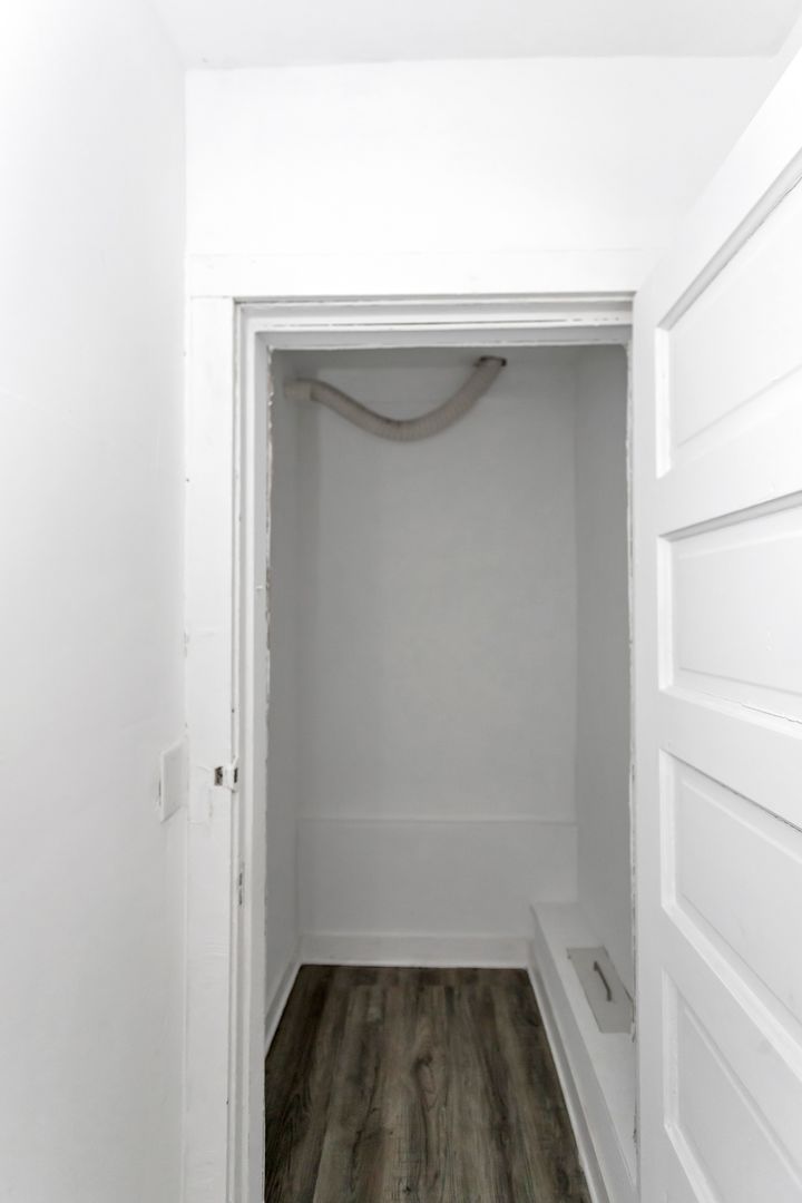 209 E Washington Street, West Chicago, IL 60185