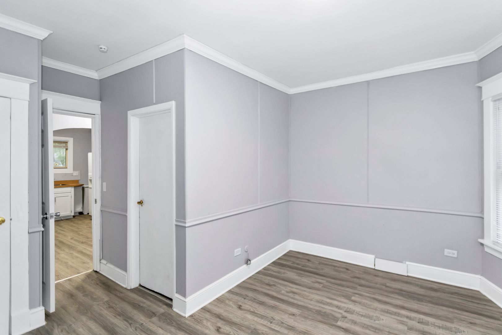 209 E Washington Street, West Chicago, IL 60185